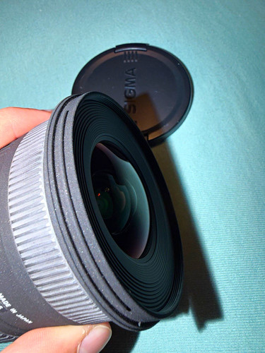 Sigma 20mm 6 dc hsm - f/4-5,6,